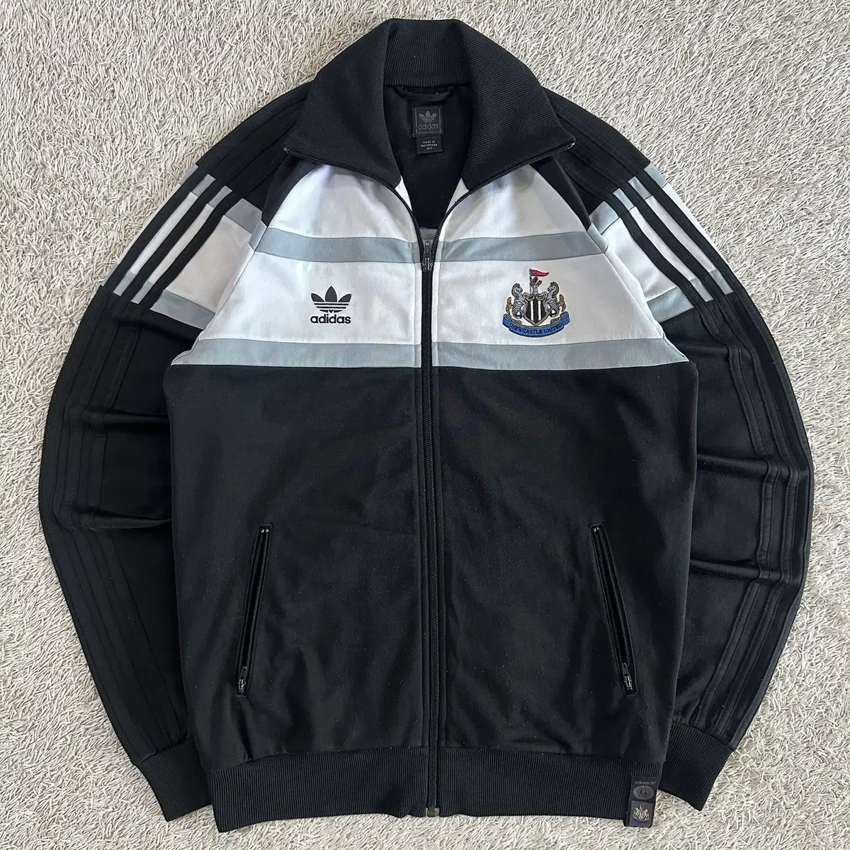 [L] 대장급) 90s 아디다스 ADIDAS 뉴캐슬 트랙탑 져지 블랙