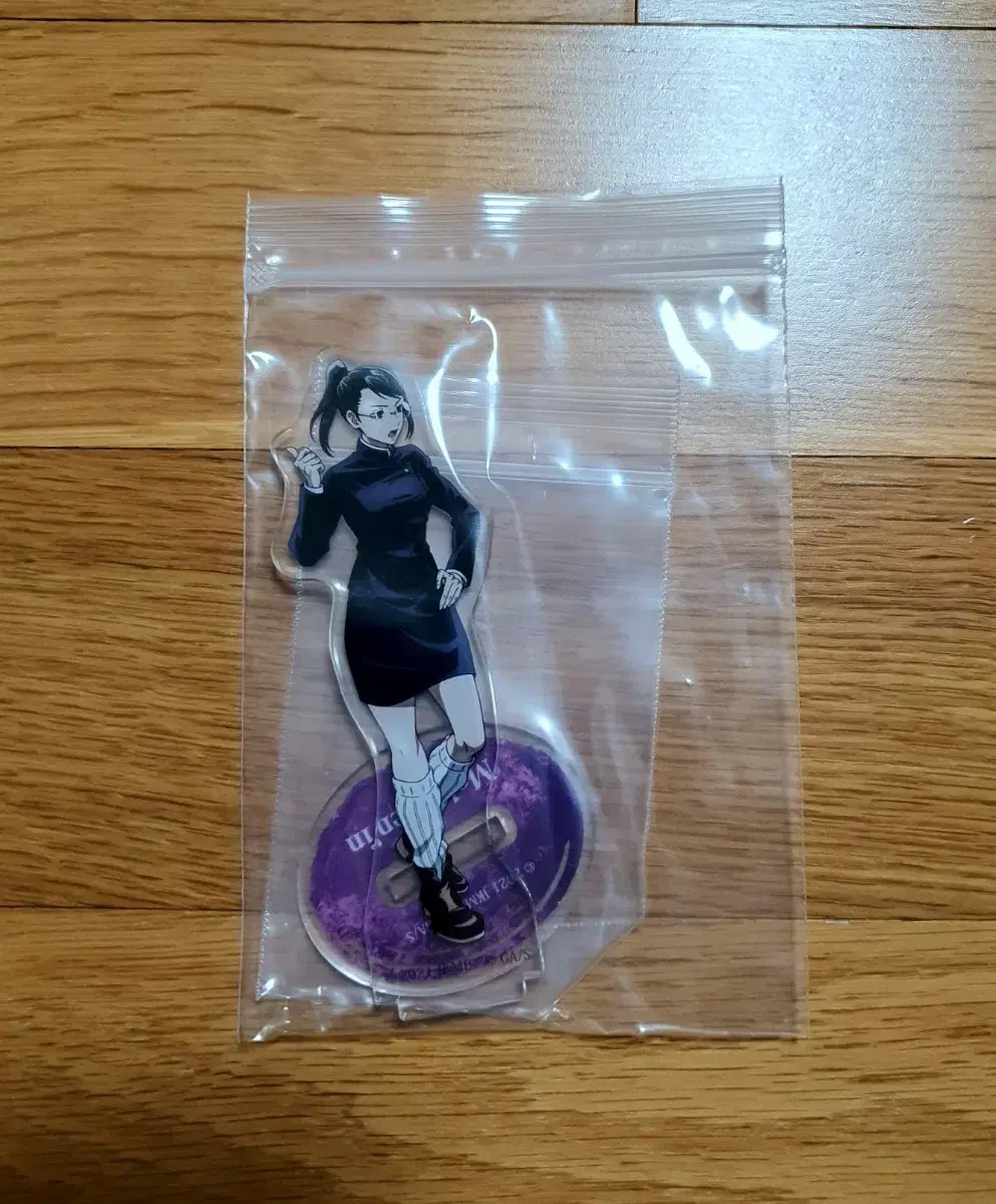 zuu spin maki acrylic stand