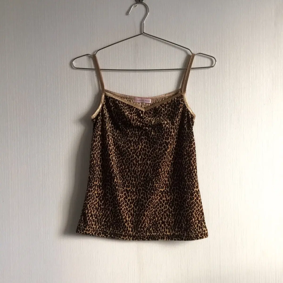 Leopard pattern velvet sleeveless