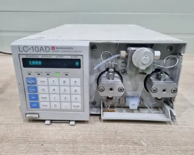 Shimadzu LC-10AD Liquid Chromatograph