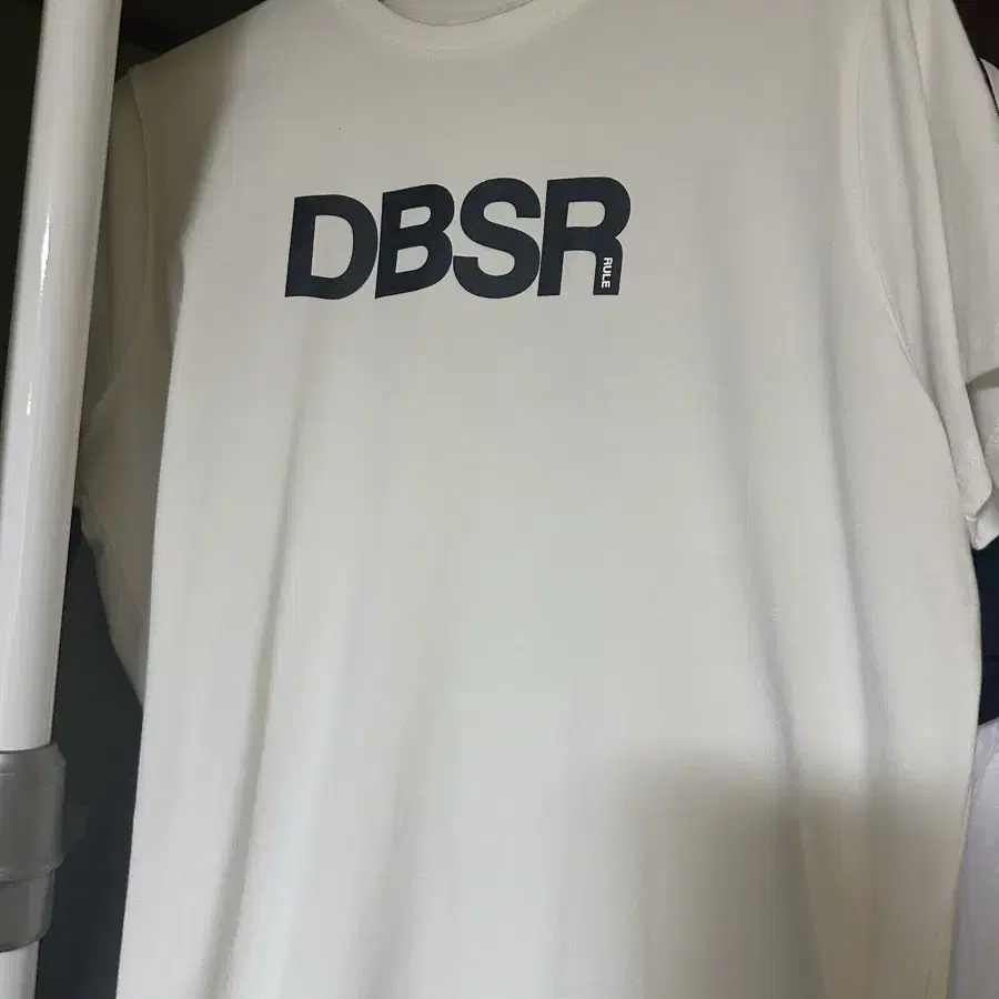 덤브스트럭 DBSR 머슬핏 티셔츠