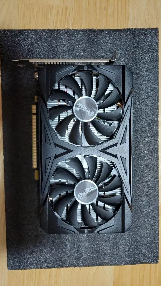 이엠텍 gtx1660 super 팔아요