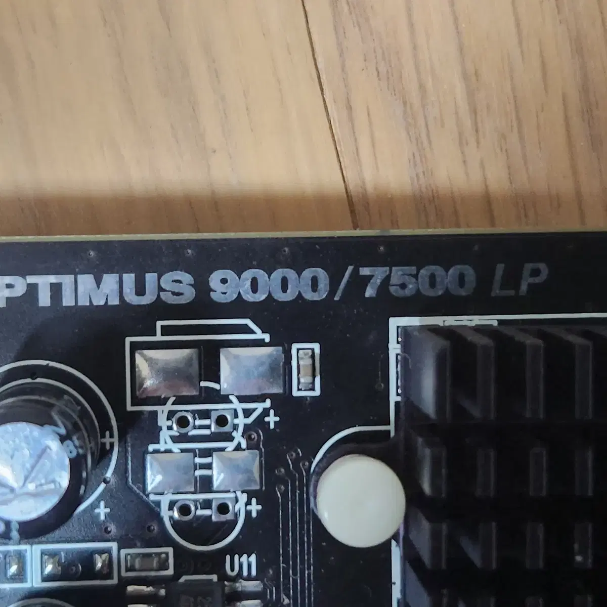 그래픽카드 OPTIMUS 9000 / 7500 LP