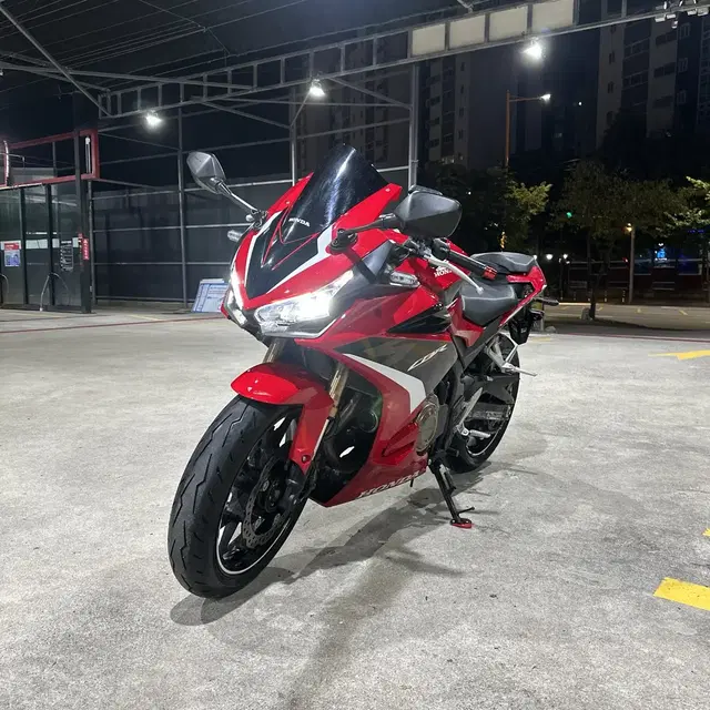 혼다Cbr500r 레드 색상 상태 최상 아크라 슬립온 판매