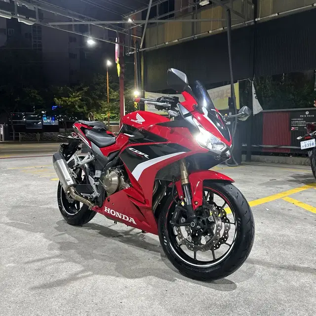 혼다Cbr500r 레드 색상 상태 최상 아크라 슬립온 판매