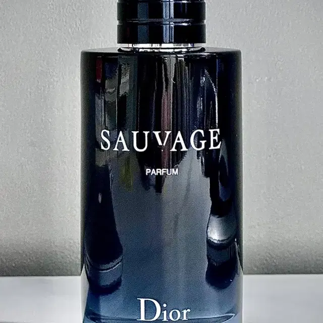 크리스찬 디올 Christian Dior 소바쥬 EDP 200ml 1회