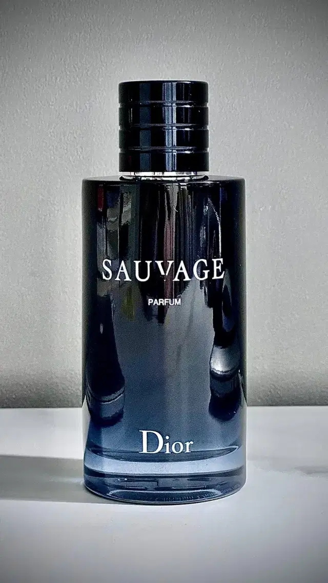 크리스찬 디올 Christian Dior 소바쥬 EDP 200ml 1회