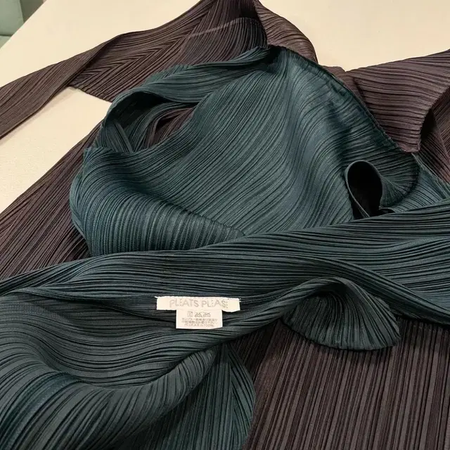 PLEATS PLEASE ISSEY MIYAKE 플리츠 플리즈 가디건