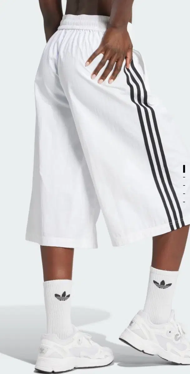 Adidas Adilenium Season 2 3S Capri Shorts Bermuda (Gender Neutral) S