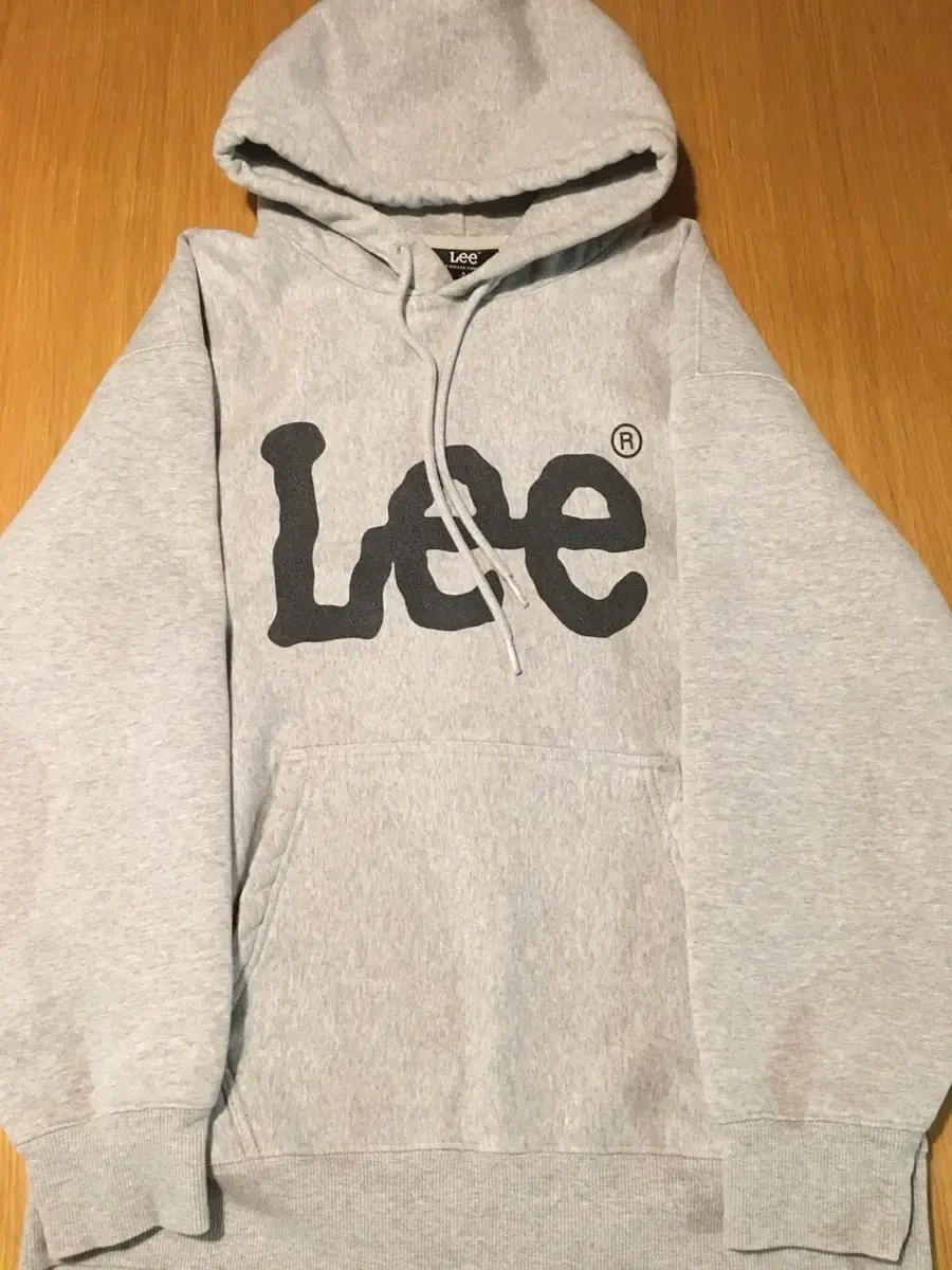 lee hoodie