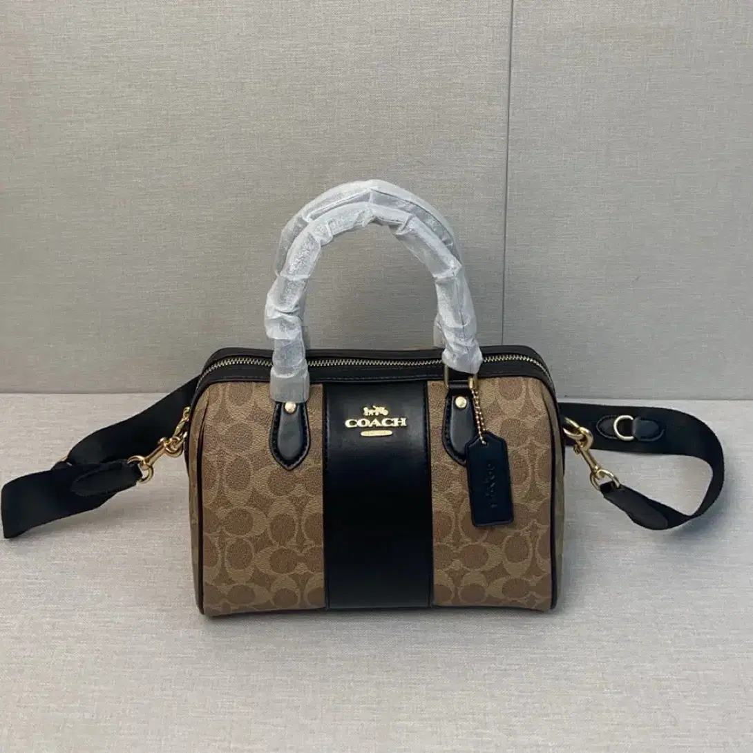 코치 COACH CW376 여자 가방 시그니처 Rowan 사첼 토트 크로