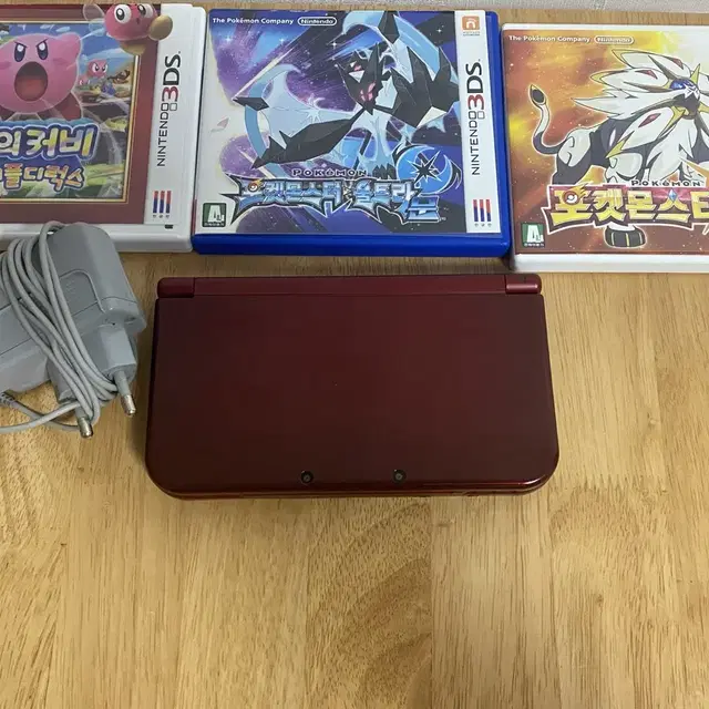 닌텐도 뉴 3ds xl 판매 합니다