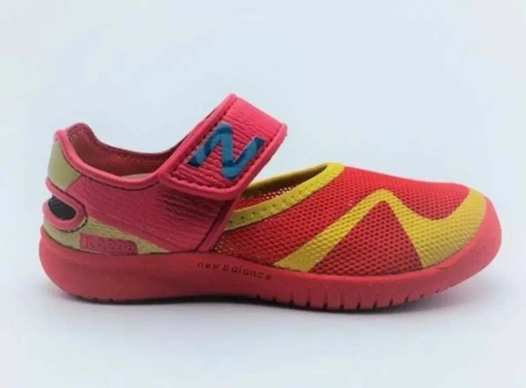 New Balance Kids Aquashoes KA208IMY NB (170)