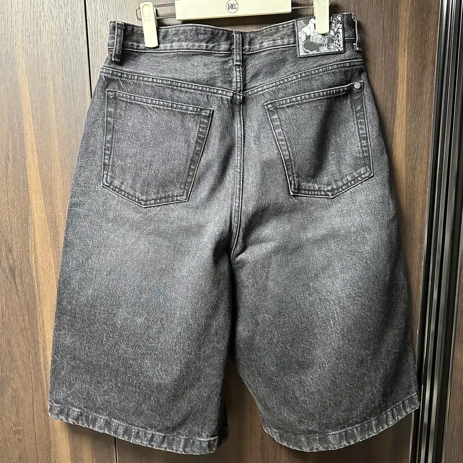 (30)모드나인 Ghost Rain - MOD8 shorts