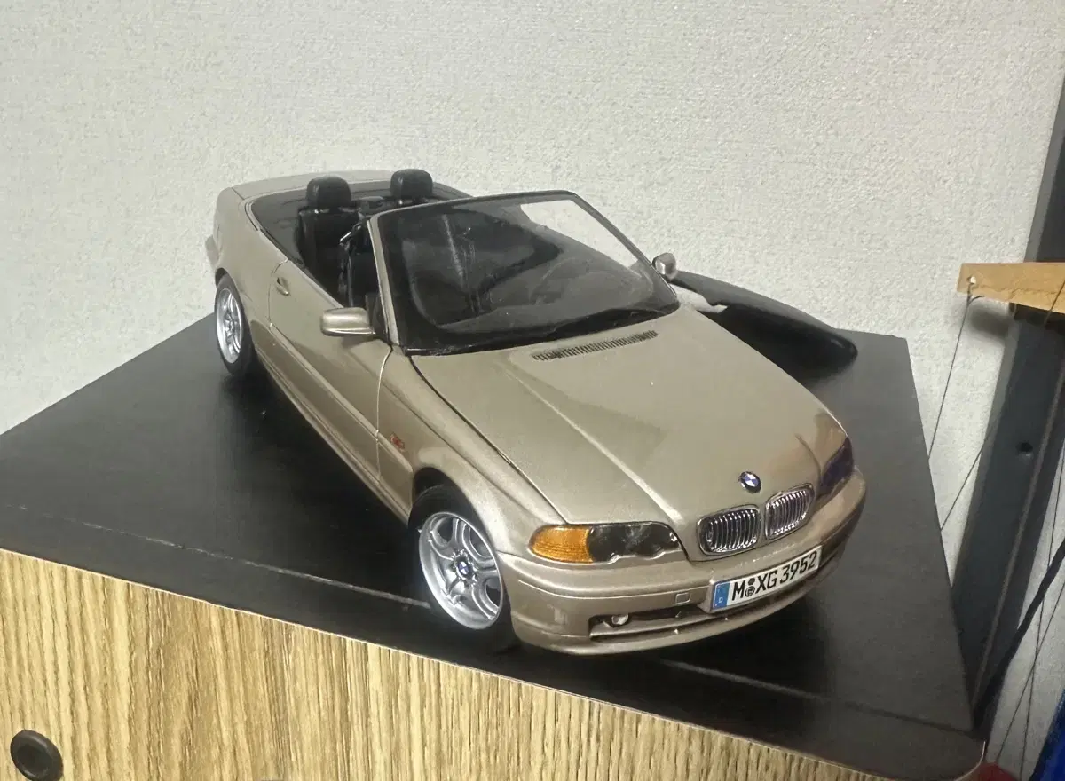 쿄쇼 BMW E46 컨버터블 1:18 다이캐스트 328ci