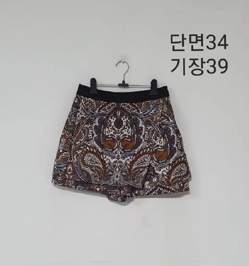 마쥬 자카드 치마 반바지