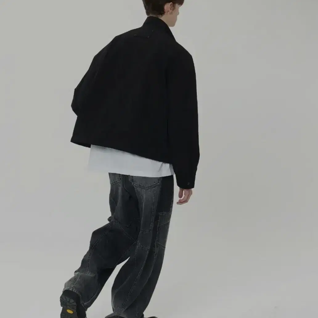 메종미네드 incision double high neck jumper