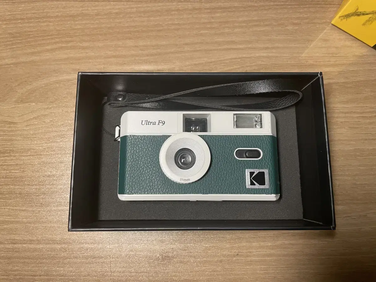 Kodak f9 film camera