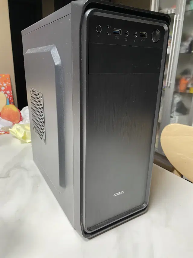 데스크탑 컴퓨터 i5-6500,1050,8g,ssd250,hdd1tb