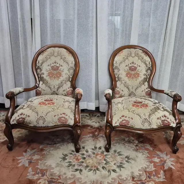 이태리 엔틱 Louis XV 양식 Fauteuils 안락의자 암체어