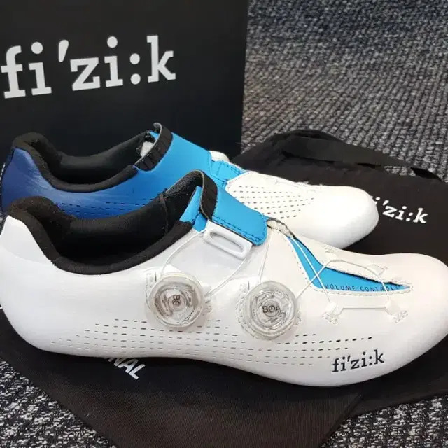 fizik 피직 인피니토 R1 무비스타팀 리미티드에디션/시마노 105클릿