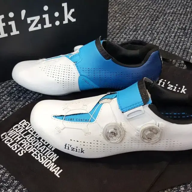 fizik 피직 인피니토 R1 무비스타팀 리미티드에디션/시마노 105클릿