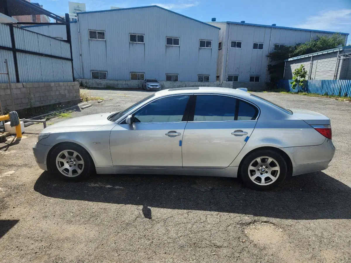 부산 bmw 523i 05년식판매