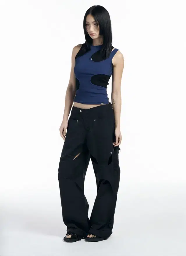 셋업이엑스이 슬릿 스터드팬츠 Front slit stud pants