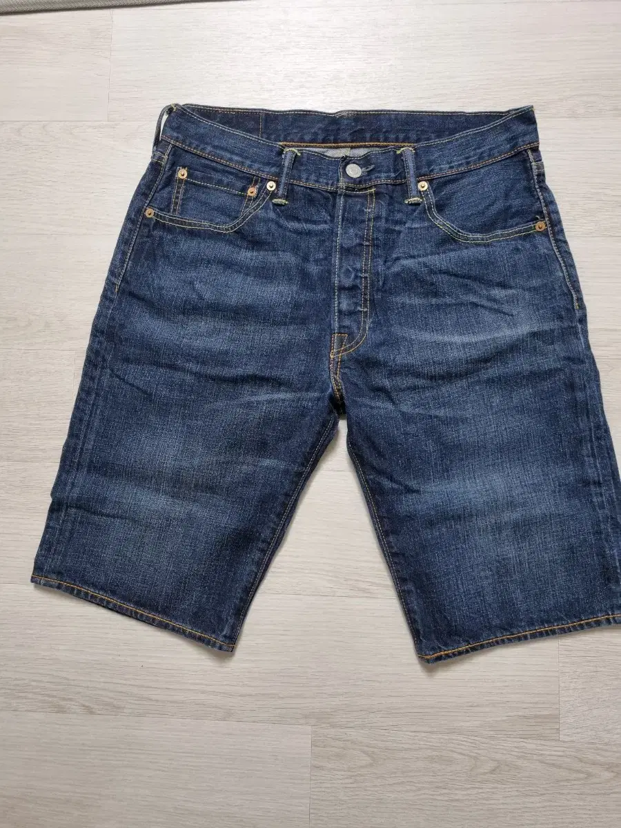 Levi's Jeans Vahn Denim Shorts Size 32