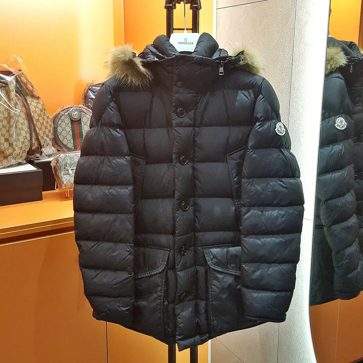 [A+] Moncler Clooney Padded Black 1