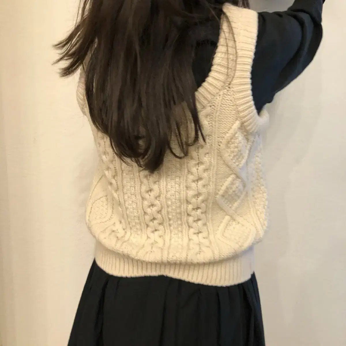 Via Cable wool knit vest