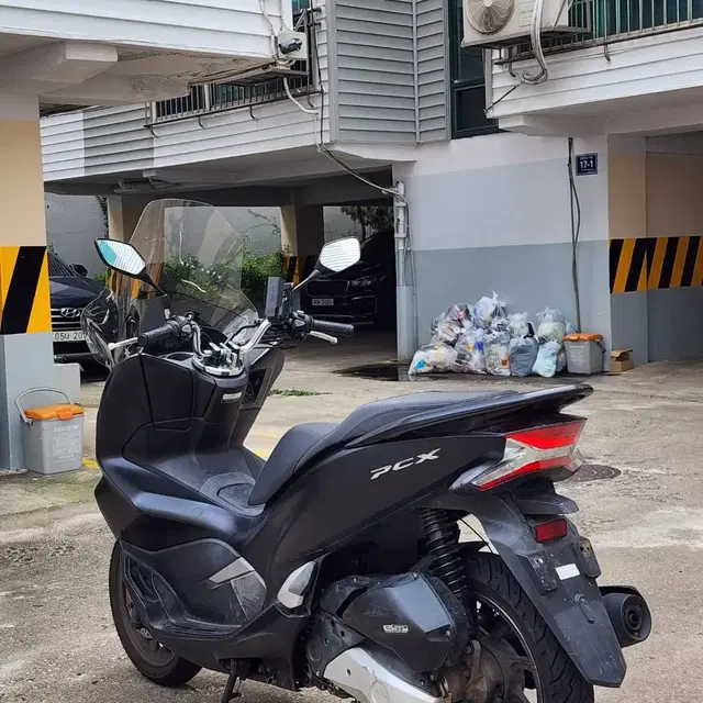 19년식 더뉴 PCX125 팝니다