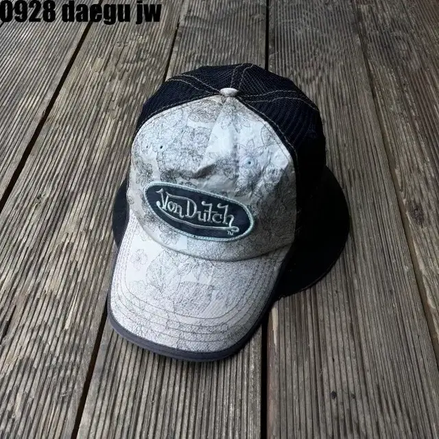 VON DUTCH CAP 본 더치 캡 모자