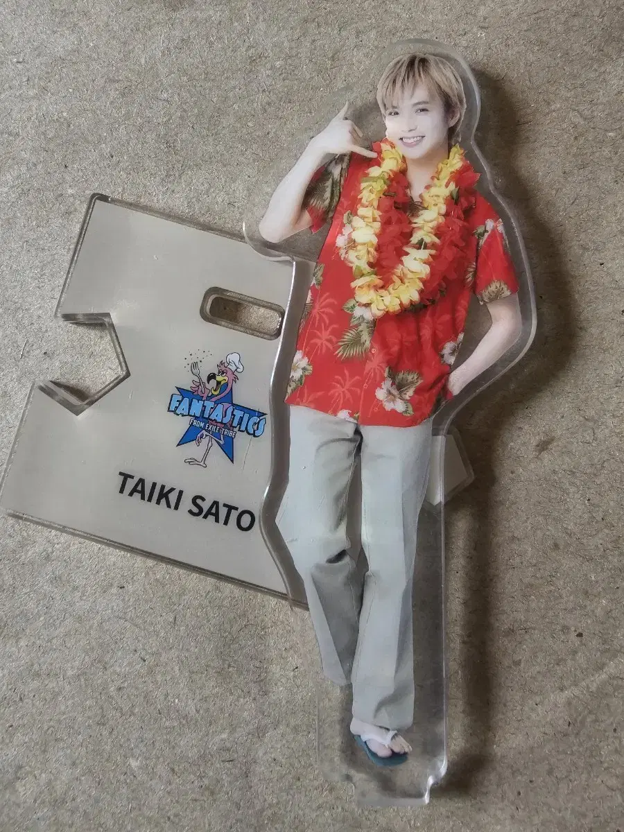 [FANTASTICS] Aroha acrylic stand Taiki Sato