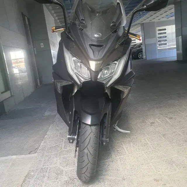 ak550i 실주행 25200km 팝니다.