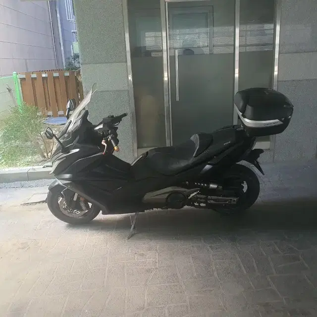 ak550i 실주행 25200km 팝니다.