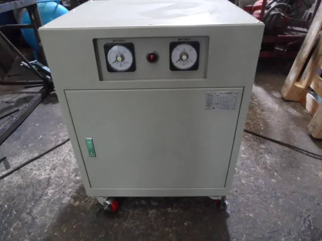 한일전원 공업용 복권식 삼상전압 조정기 다운트랜스 50KVA