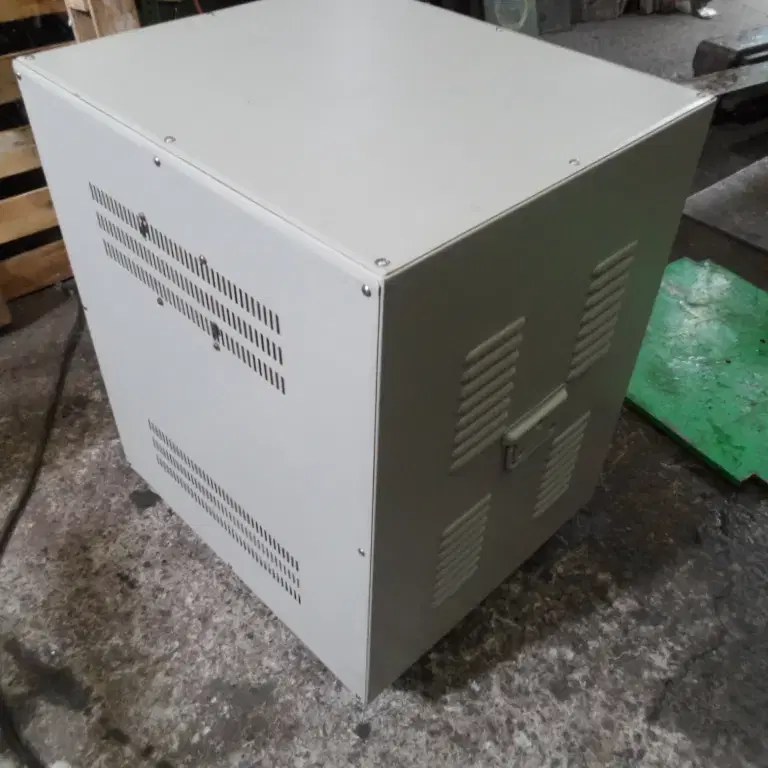 한일전원 공업용 복권식 삼상전압 조정기 다운트랜스 50KVA