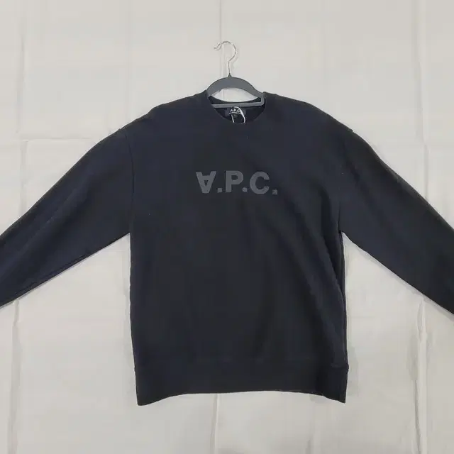 A.P.C. 맨투맨 스웻셔츠 XL