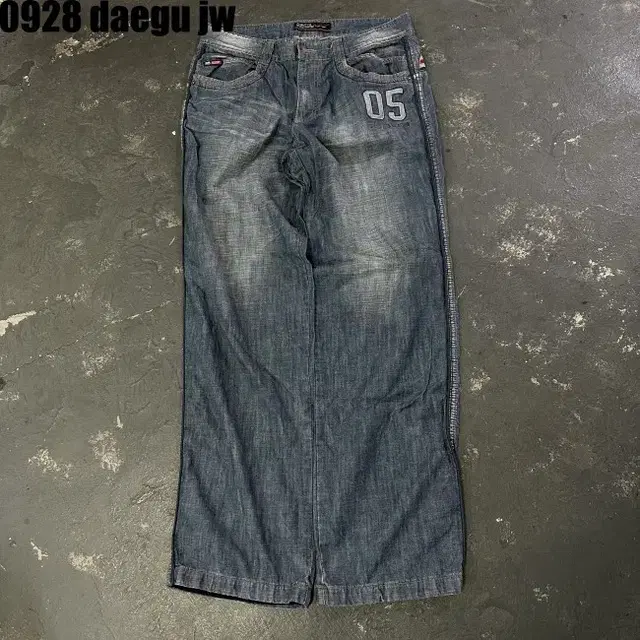 100-105 FUBU PANTS 후부 청바지