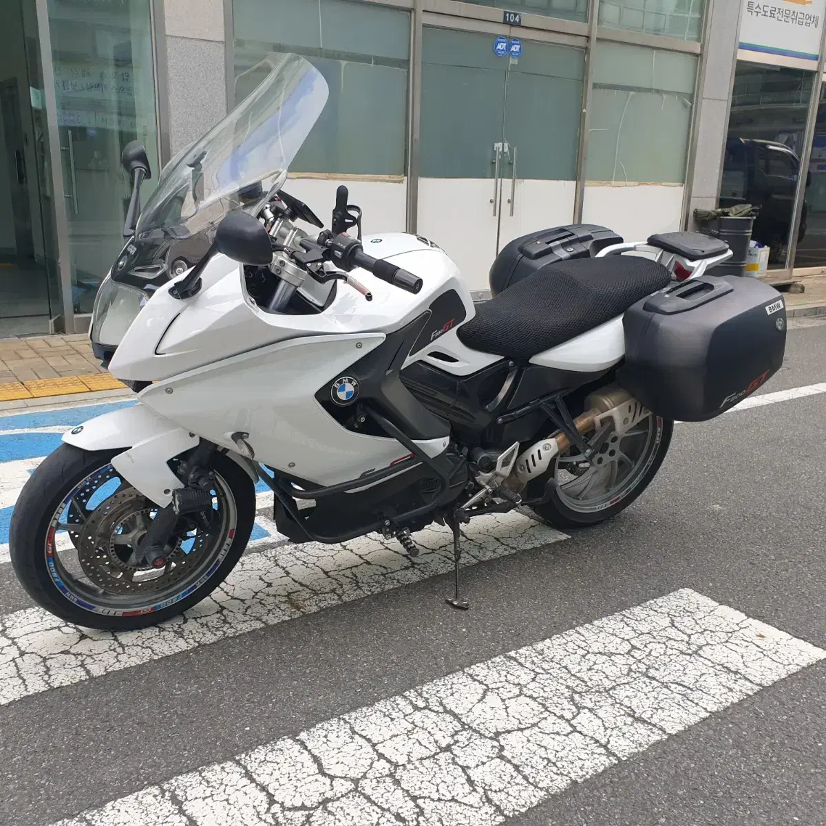 BMW F800GT