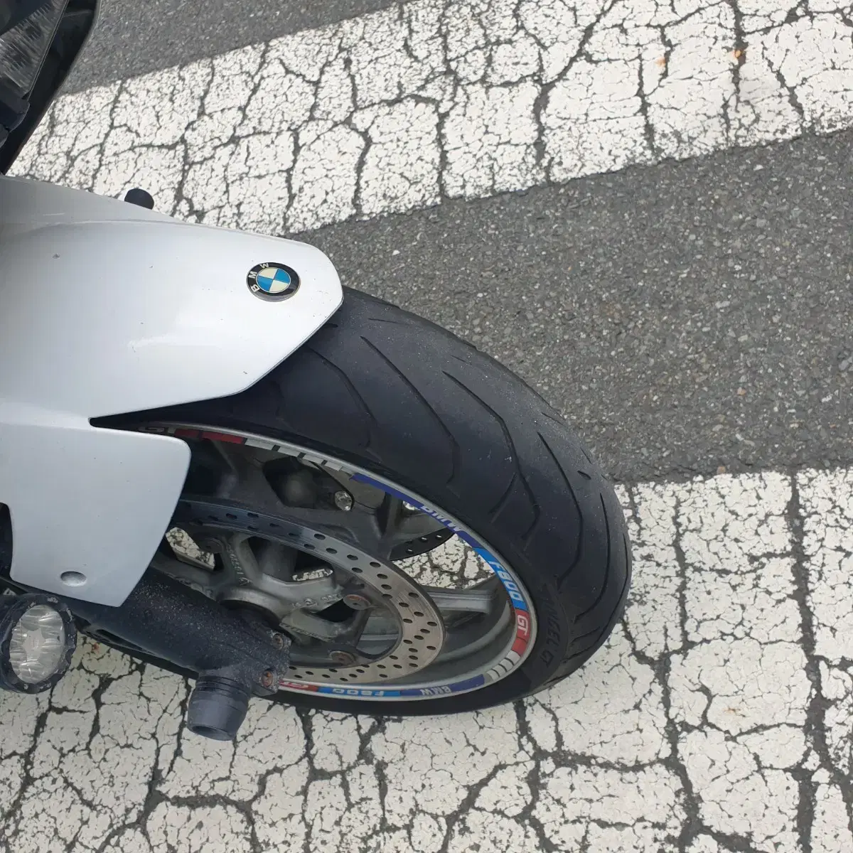 BMW F800GT