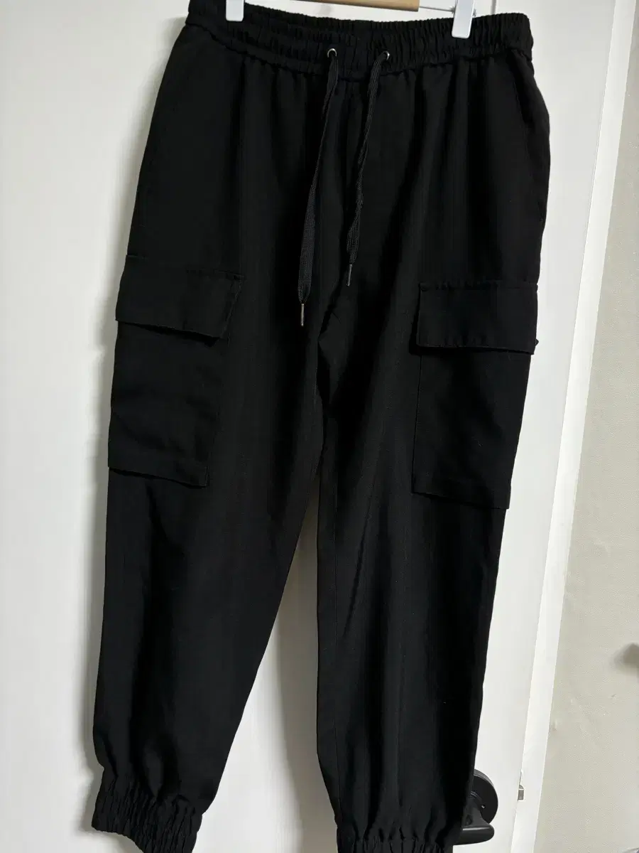 (74)Cargo jogger pants