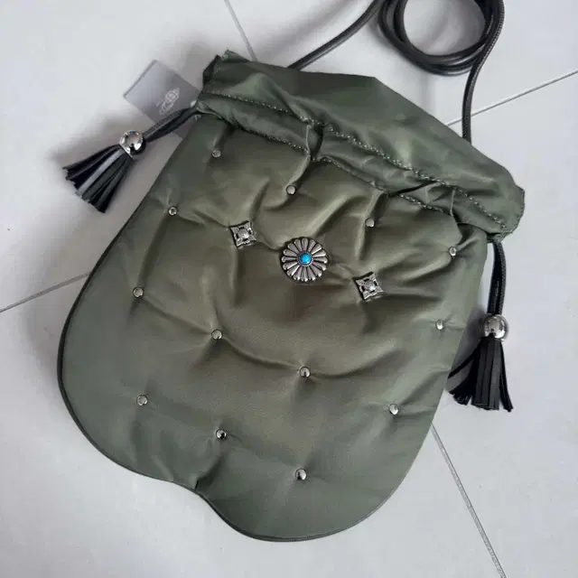 concho shoulder bag 프릭스 컨트롤 콘초 숄더백