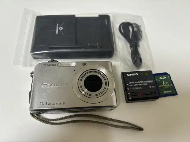 카시오 엑슬림 exlim EX-Z1000 디카 디지털카메라