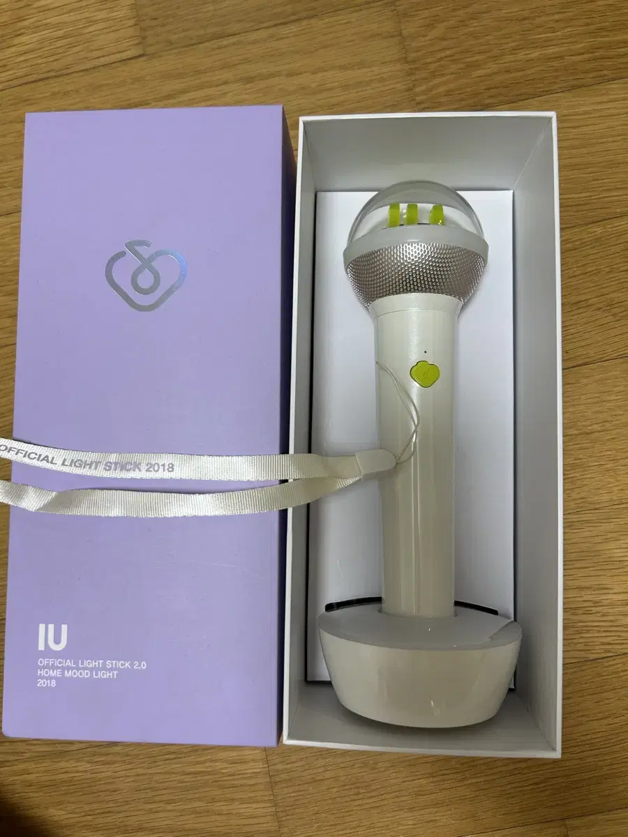 IU Mic lightstick version2