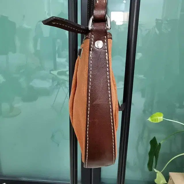 dooney & bourke 두니앤버크 오랜지 브라운 가방