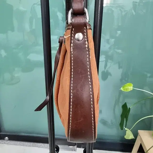 dooney & bourke 두니앤버크 오랜지 브라운 가방