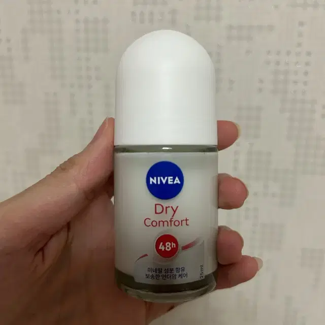 니베아 데오드란트 롤온 드라이 컴포트 25ml