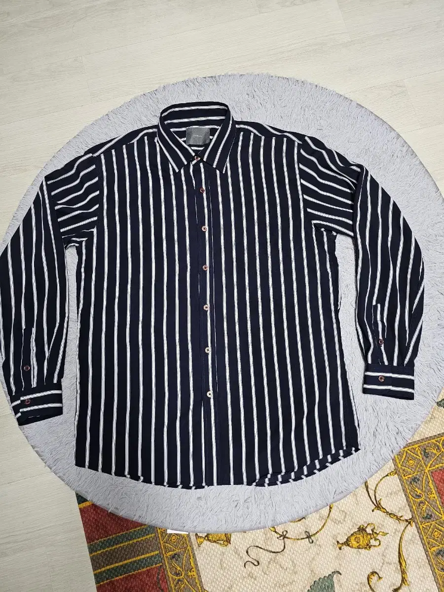 Striped Men's Formal Shirts 105